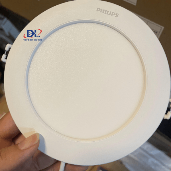 den-led-am-tran-philips